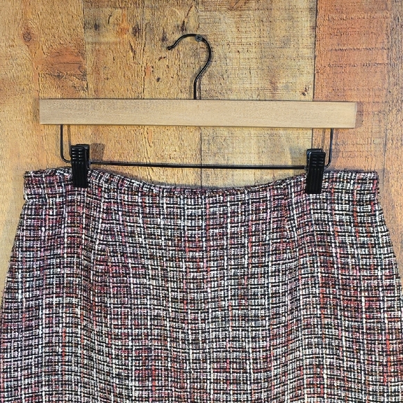 Worthington Black and Red Tweed Pencil Skirt - Picture 3 of 11